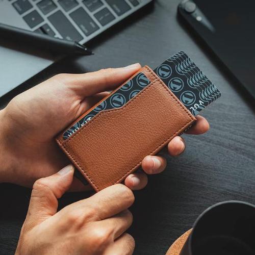 Axios Apex Wallet